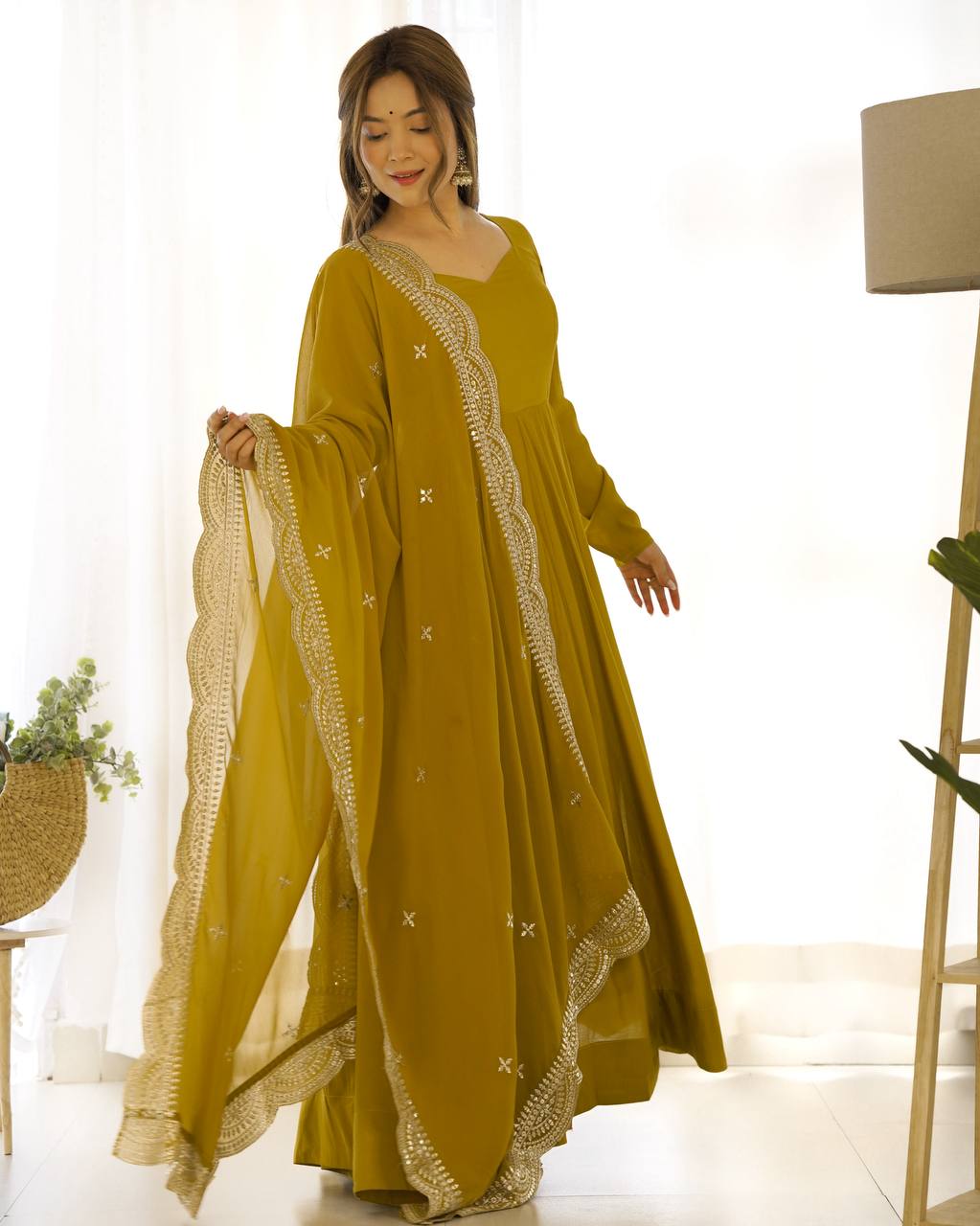Yellow Clour Heavy Roman Silk Chanderi 16 Kali Anarkali Set