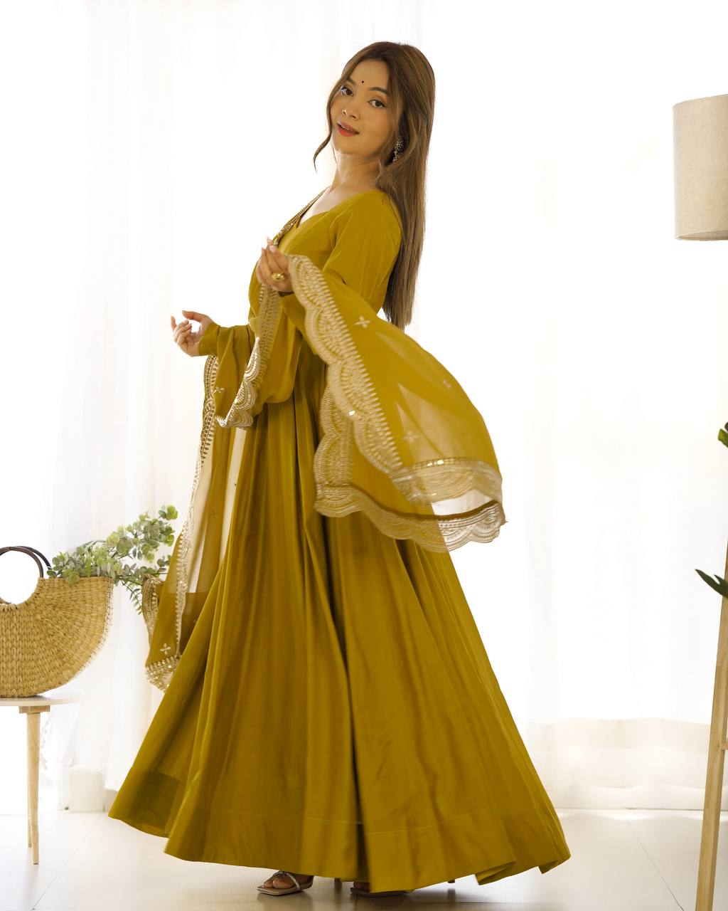 Yellow Clour Heavy Roman Silk Chanderi 16 Kali Anarkali Set