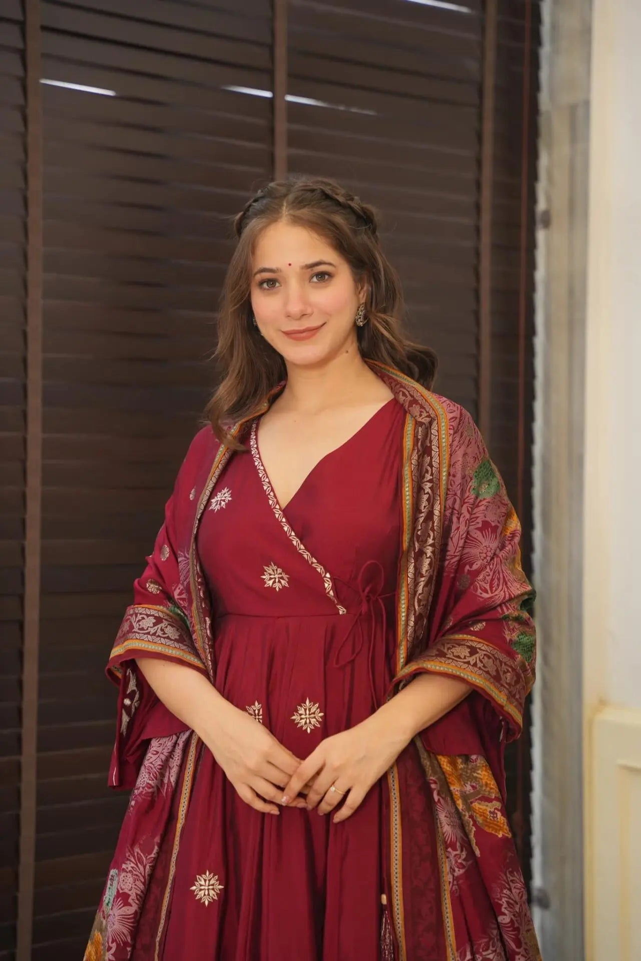 Divine Parinita Suit Set