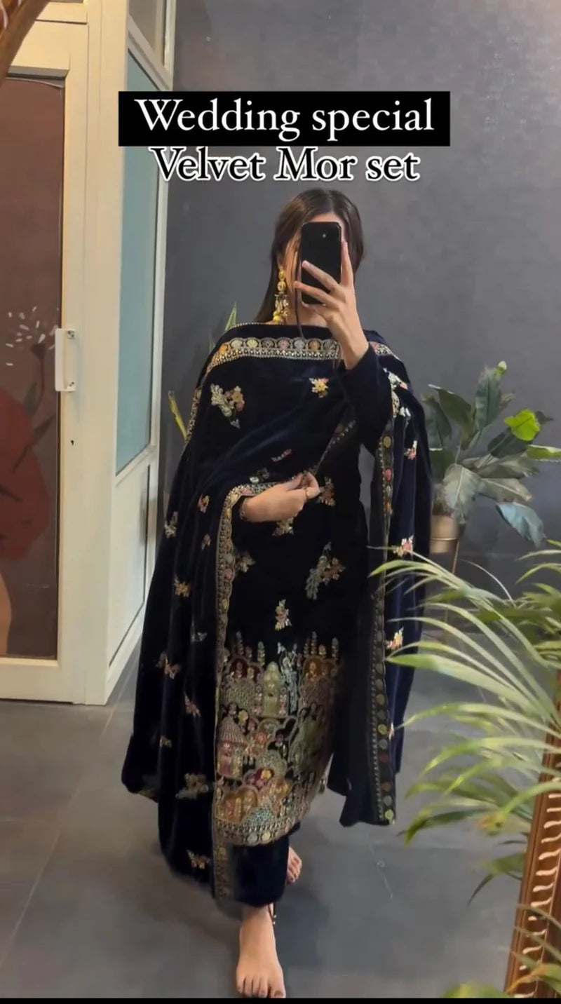 New Designer Pecock Suit