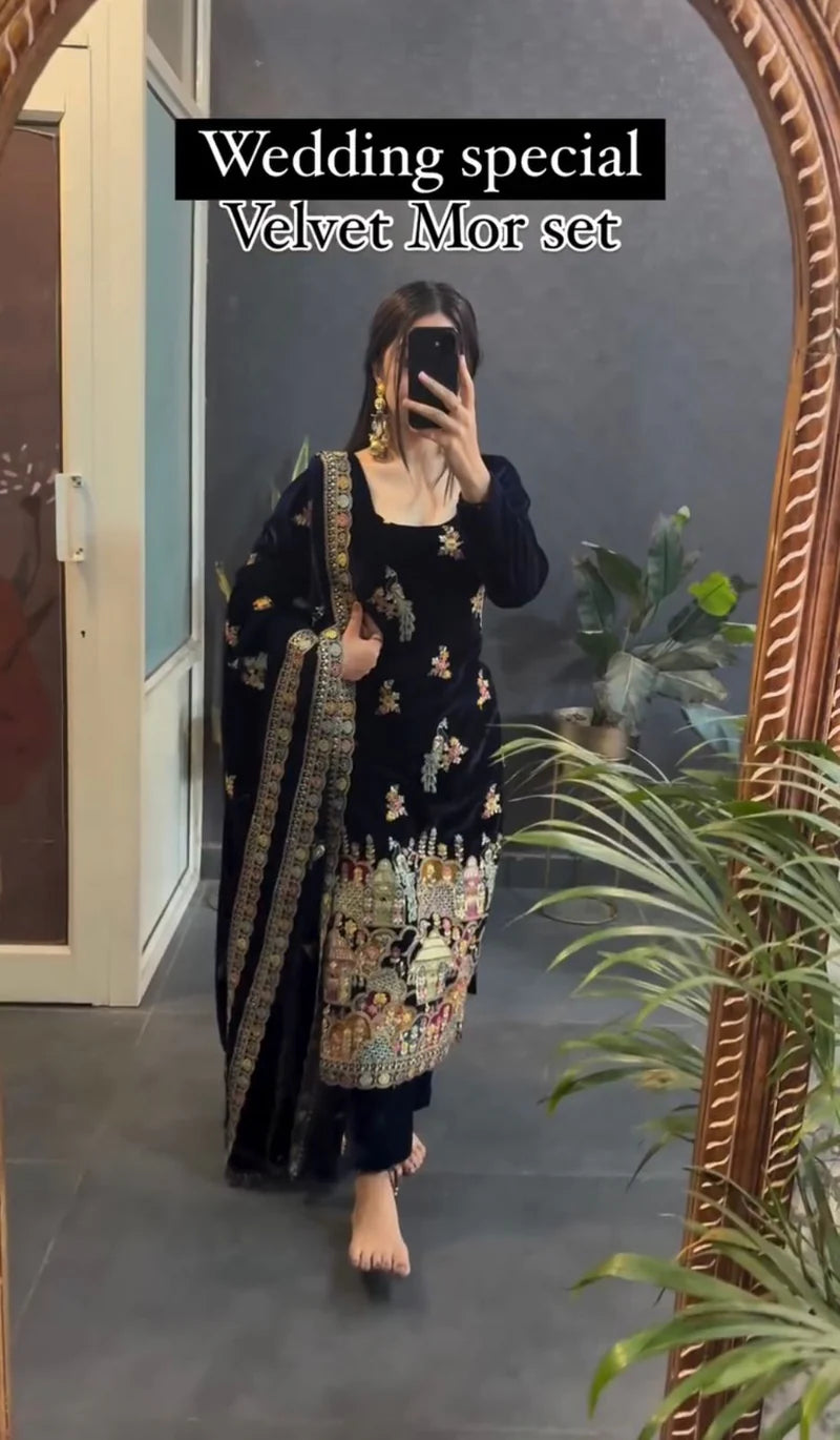 New Designer Pecock Suit