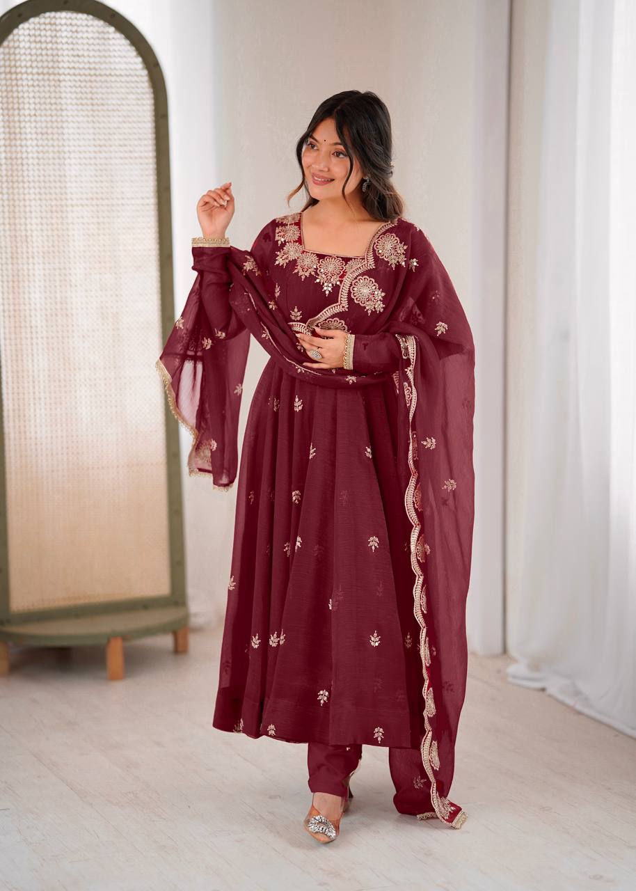 Wedding & Party Wear Anarkali Gown – Crunchy Silk with Embroidery & Dupatta