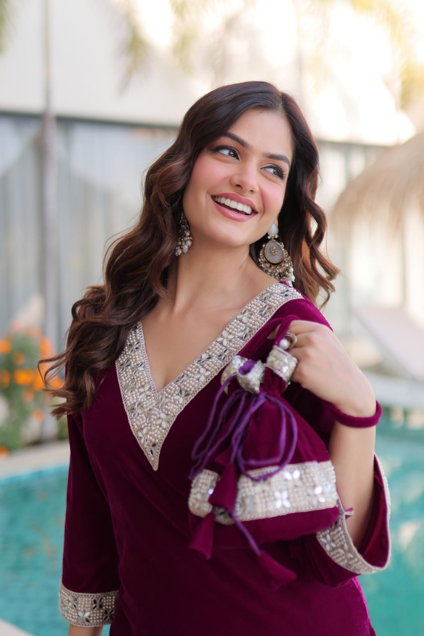 Premium Velvet Zari Mirror Work Top Pant Set with Potli Bag(Batwa)