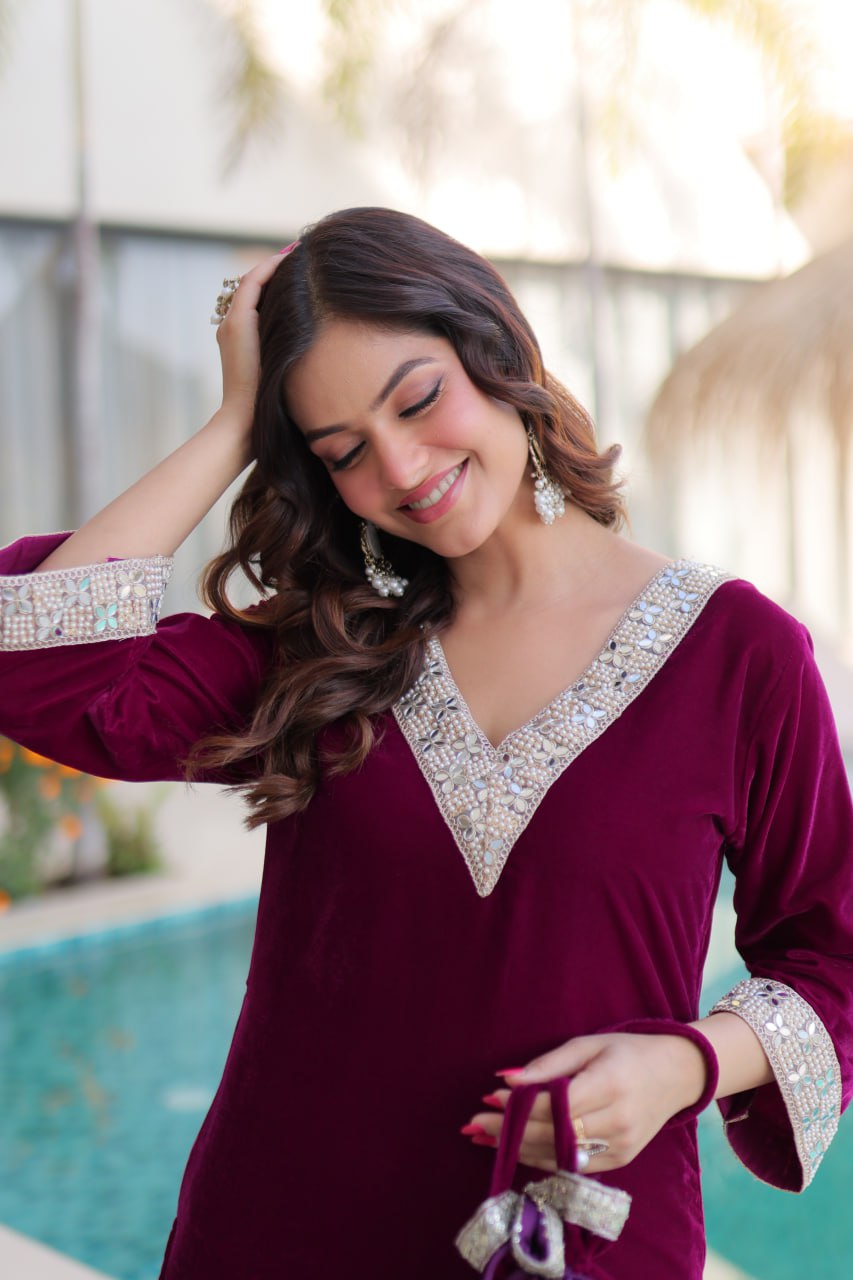 Premium Velvet Zari Mirror Work Top Pant Set with Potli Bag(Batwa)