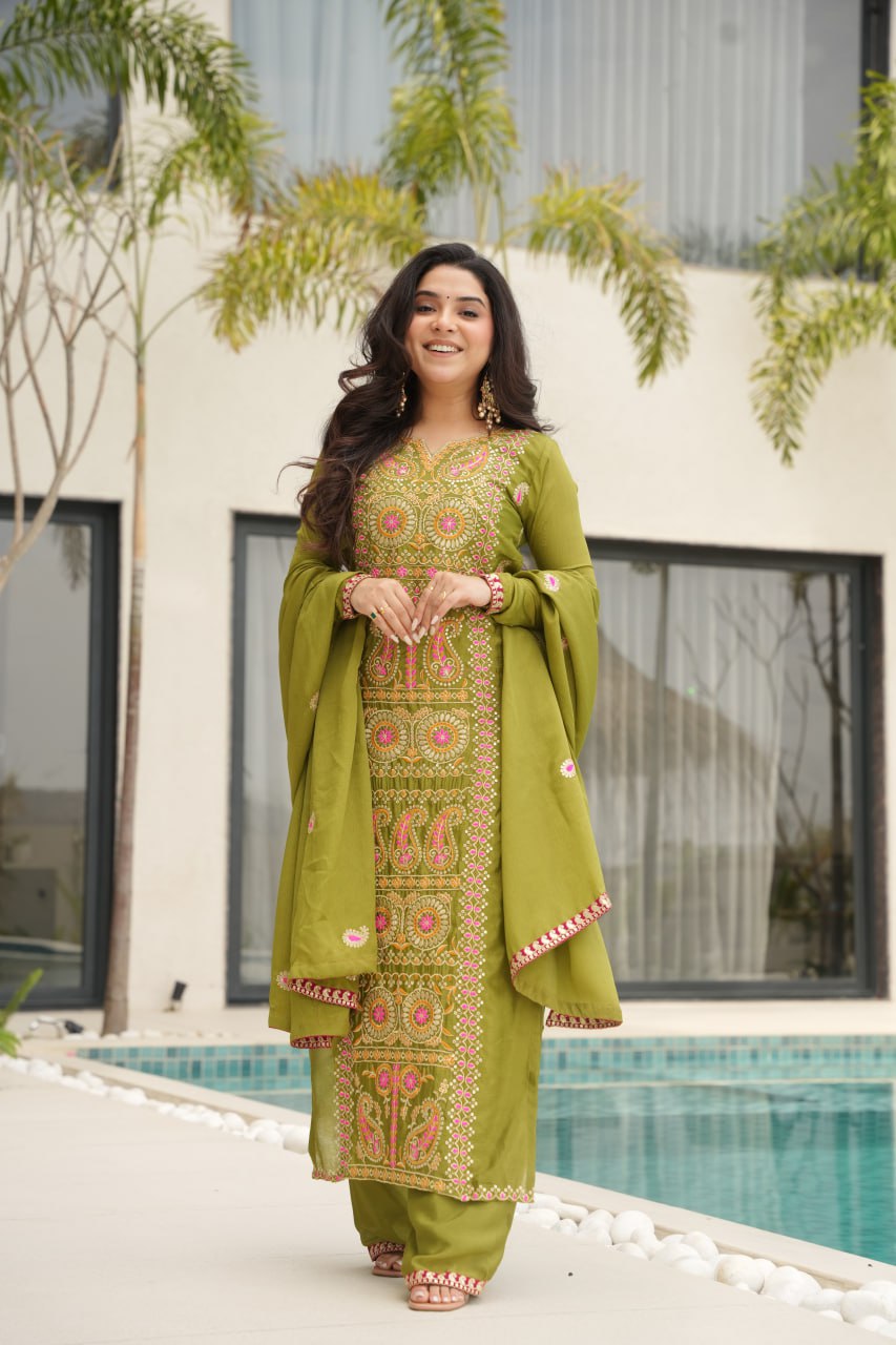 Elegant Chinnon Embroidered Top Pant Set with Lace Work and Dupatta