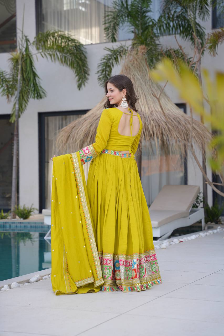 New Designer Party Wear Lehenga Choli & Dupatta Set