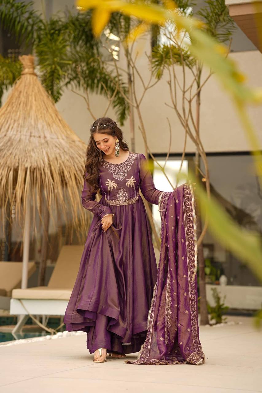 Women Premium Anarkali Suit Set