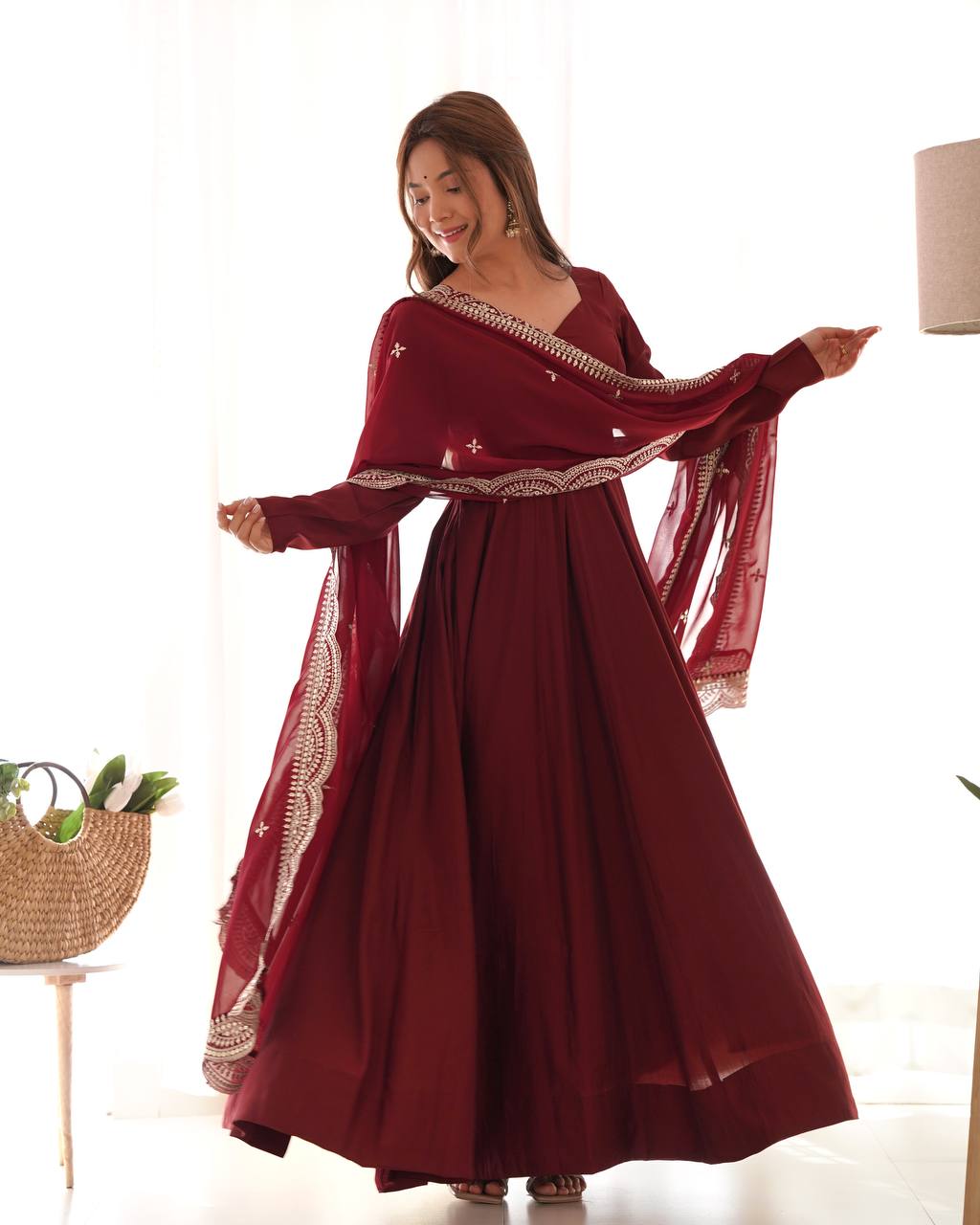 Maroon Clour Heavy Roman Silk Chanderi 16 Kali Anarkali Set