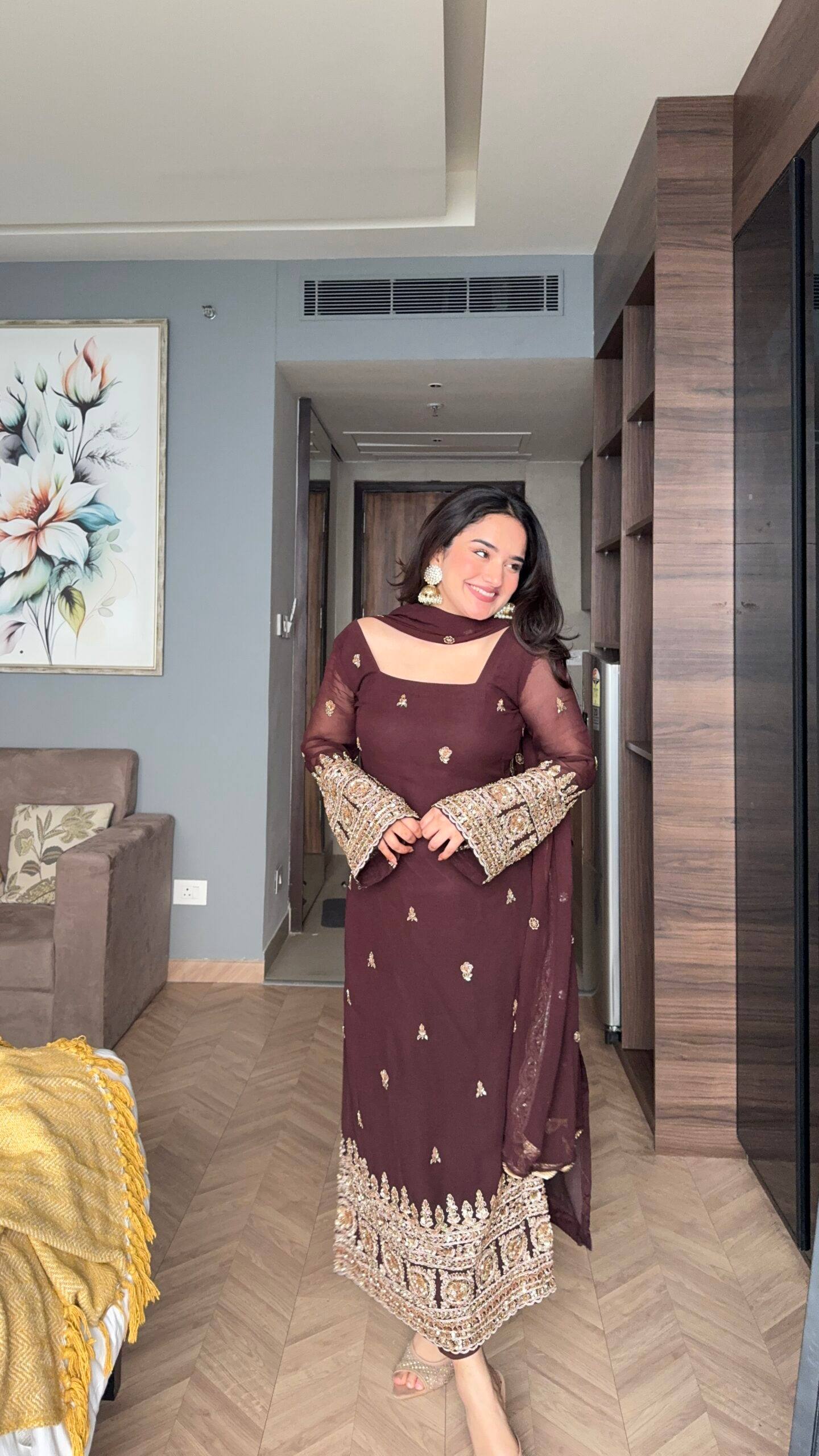 Elegant Heavy Georgette Kurta Pant Set with Embroidered Dupatta