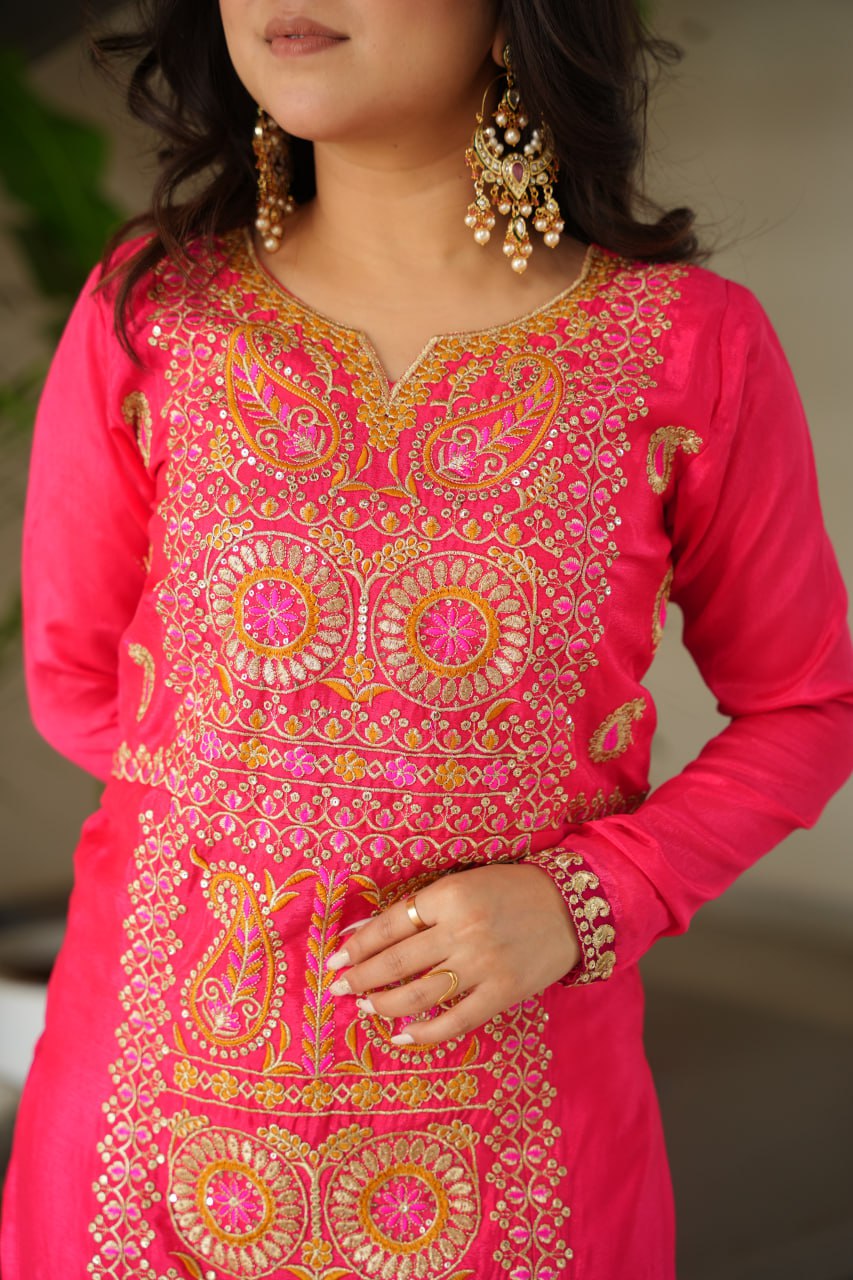 Elegant Chinnon Embroidered Top Pant Set with Lace Work and Dupatta