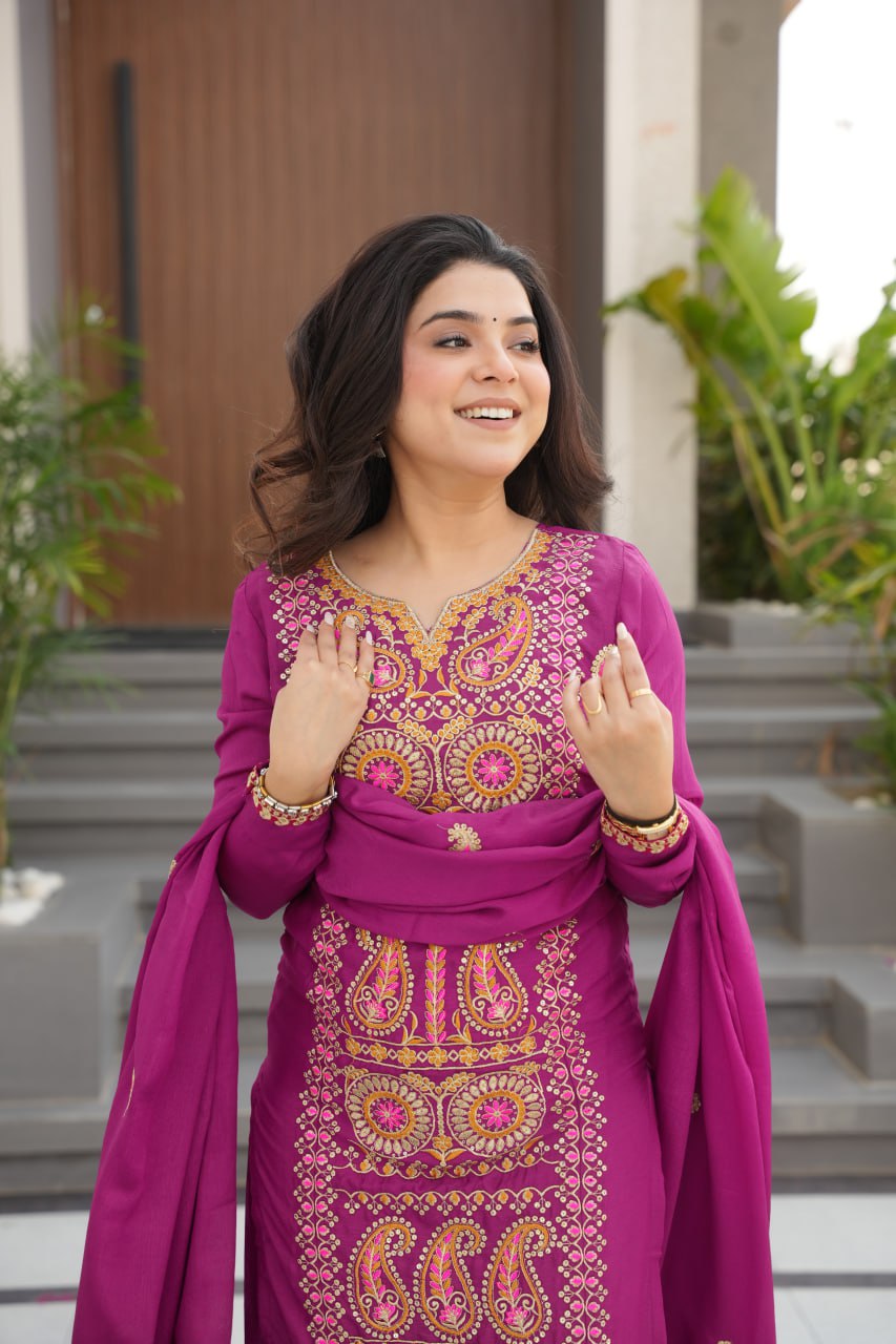 Elegant Chinnon Embroidered Top Pant Set with Lace Work and Dupatta