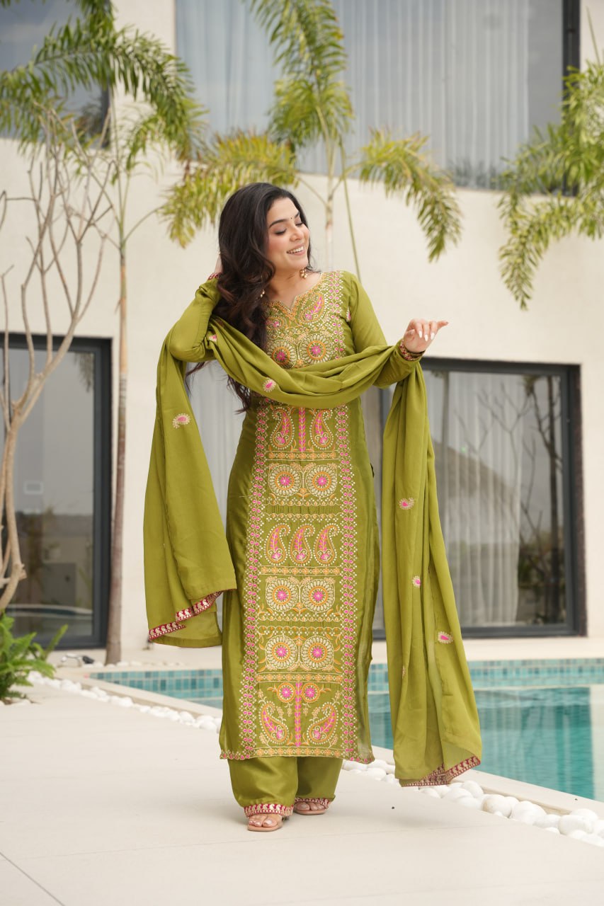 Elegant Chinnon Embroidered Top Pant Set with Lace Work and Dupatta